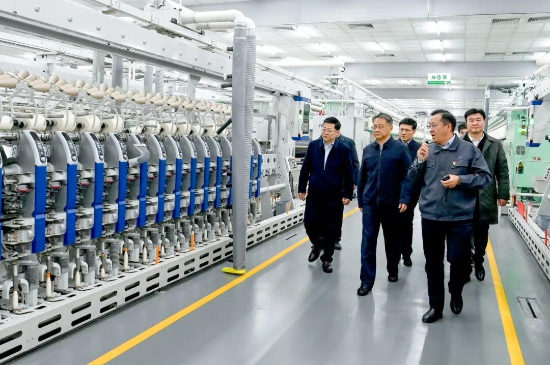 周斌調(diào)研“燈塔工廠”建設(shè) 探路制造業(yè)智能轉(zhuǎn)型新未來(lái)
